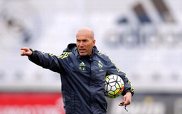 Cựu danh thủ Zinedine Zidane ‘tái xuất’