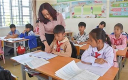 Nhà giáo nghỉ hưu được ký hợp đồng giảng dạy toàn thời gian