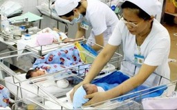 Những hệ lụy của sinh con muộn