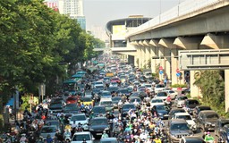 Hạ tầng giao thông và thực trạng ùn tắc