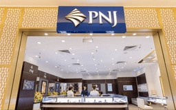 PNJ chậm trả tiền mua lại sản phẩm, cổ phiếu giảm sâu 50%