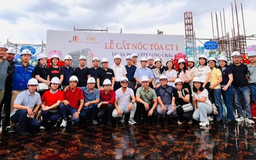 Rice City Long Châu cất nóc tòa nhà ở xã hội đầu tiên