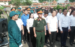 Phường Hoàng Mai dâng hương tưởng niệm các anh hùng liệt sĩ