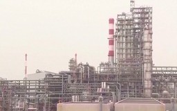 Giá dầu tăng vọt khi Mỹ và Iran nối lại giao tranh