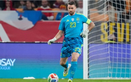 Unai Simon phá kỷ lục giữ sạch lưới ở World Cup