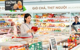 Chuyển đổi kép trong ngành hàng tiêu dùng nhanh