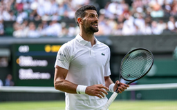 Sinner và Djokovic thẳng tiến vào vòng 4 Wimbledon