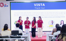 Sinh viên giải bài toán chiến lược cho ngành công nghiệp bán dẫn
