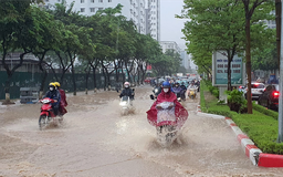 Bão số 1 gây mưa lớn diện rộng ở Bắc Bộ, Hà Nội cảnh báo dông lốc