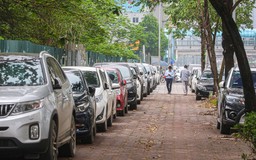 Thiếu bãi đỗ xe: Bài toán nan giải của Thủ đô
