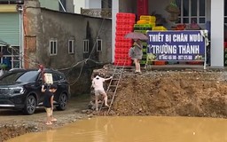 Thi công Quốc lộ 6: Người dân gặp khó khăn khi ra khỏi nhà