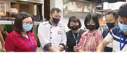 Hà Nội tháo gỡ điểm nghẽn về an toàn thực phẩm thức ăn đường phố
