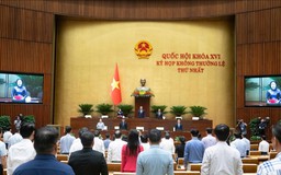 Quốc hội Việt Nam dành một phút mặc niệm Chủ tịch Quốc hội Lào