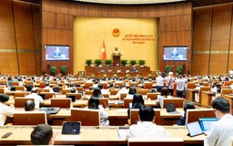 Phân quyền cho đô thị đặc biệt gắn với kiểm soát quyền lực