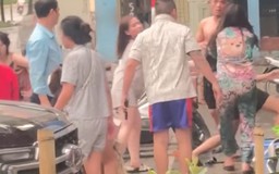 Công an xác minh vụ cô gái bị đánh giữa phố