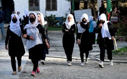 Hơn 2,4 triệu nữ sinh Afghanistan bị loại khỏi giáo dục bậc cao