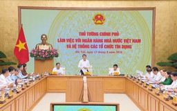 Thủ tướng yêu cầu giảm lãi suất, khơi thông nguồn vốn cho tăng trưởng