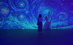 Khai mạc triển lãm bản quyền Van Gogh Timeless