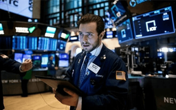 S&P 500 lập kỷ lục mới nhờ tín hiệu lạm phát hạ nhiệt