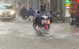 Mưa lớn gia tăng từ đêm 18/8 tại Hà Nội