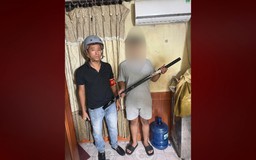 Nam thanh niên 17 tuổi cất giấu nhiều vũ khí thô sơ