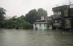 Mưa gió mùa gây ngập lụt nghiêm trọng ở miền Bắc Philippines