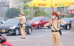 Hà Nội phân luồng giảm ùn tắc giao thông dịp 2/9