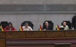 Bộ trưởng kinh tế Bolivia đối mặt nguy cơ bị cách chức