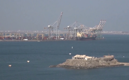 Houthi bác tin thu phí tàu thuyền qua eo biển Bab el-Mandeb
