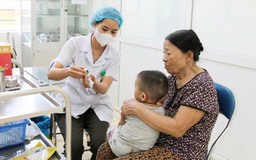 Hà Nội rà soát, tiêm phòng cho trẻ đầu năm học mới