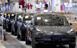 Tesla thu hồi 3 triệu xe tại Trung Quốc do lỗi an toàn