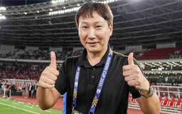 HLV Kim Sang Sik đi vào lịch sử ASEAN Cup