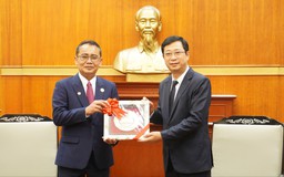 Đoàn đại biểu Mặt trận Viêng Chăn chào xã giao MTTQ Việt Nam