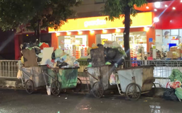 Điểm tập kết rác gây mất an toàn giao thông
