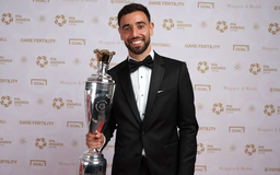 Giải cầu thủ hay nhất năm trở lại Man United sau 16 năm