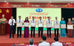 Phường Ba Đình: 178 đảng viên vinh dự nhận Huy hiệu Đảng