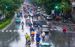 Vì sao mưa tiếp diễn tại Hà Nội trong nhiều ngày tới?