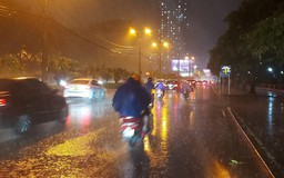 Hà Nội: Tối và đêm nay có mưa dông
