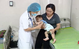 Nguy cơ lây lan bệnh tay chân miệng đầu năm học