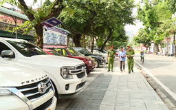 Phường Cửa Nam tăng cường kiểm tra điểm trông giữ phương tiện
