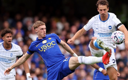 Chelsea thắng kịch tính trước Brighton