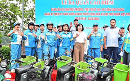 Những người giữ sạch đường phố dịp 2/9