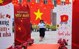 Việt Hưng rực rỡ sắc cờ hoa chào mừng Quốc khánh