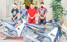 Bắt giữ bốn thiếu niên chuyên trộm cắp xe máy