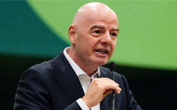 Chủ tịch FIFA xin lỗi vì kế hoạch 'bán World Cup'