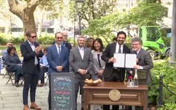 New York (Mỹ) cho phép quán ăn ngoài trời hoạt động quanh năm