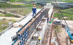 Đẩy nhanh tiến độ thi công cầu Ngọc Hồi