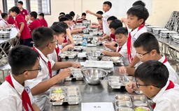 Chủ động từ cơ sở để bữa ăn bán trú an toàn