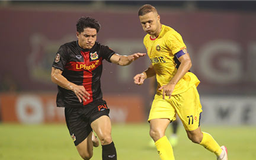 CLB Ninh Bình vươn lên dẫn đầu V-League