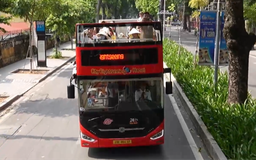 Du lịch Hà Nội bằng xe buýt điện 2 tầng